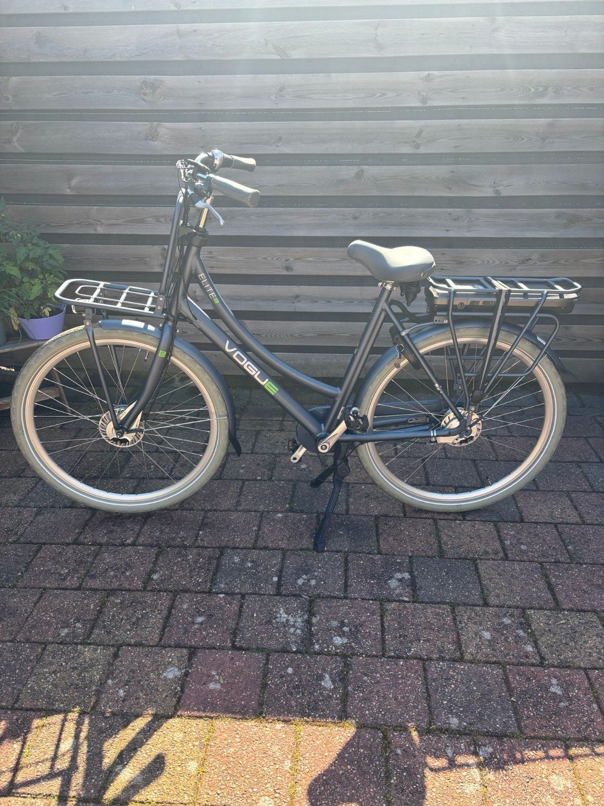 Elektrische fiets Vogue, Fietsen en Brommers, Ophalen, Zo goed als nieuw, Overige merken