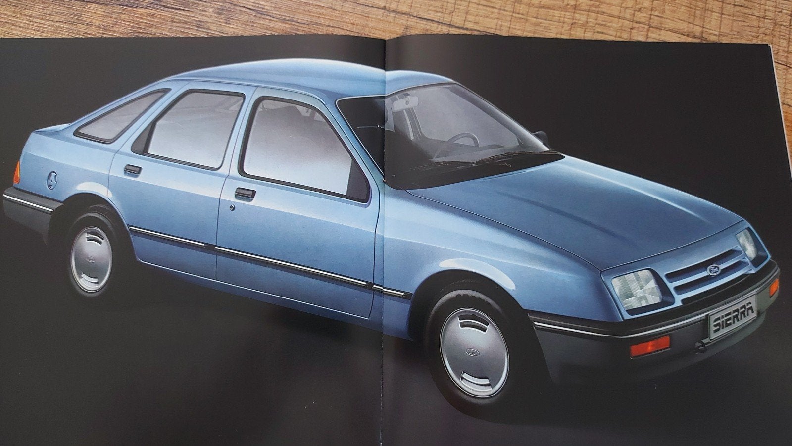 Keurige 1982 Ford Sierra folder NL, Ophalen of Verzenden, Zo goed als nieuw, Ford