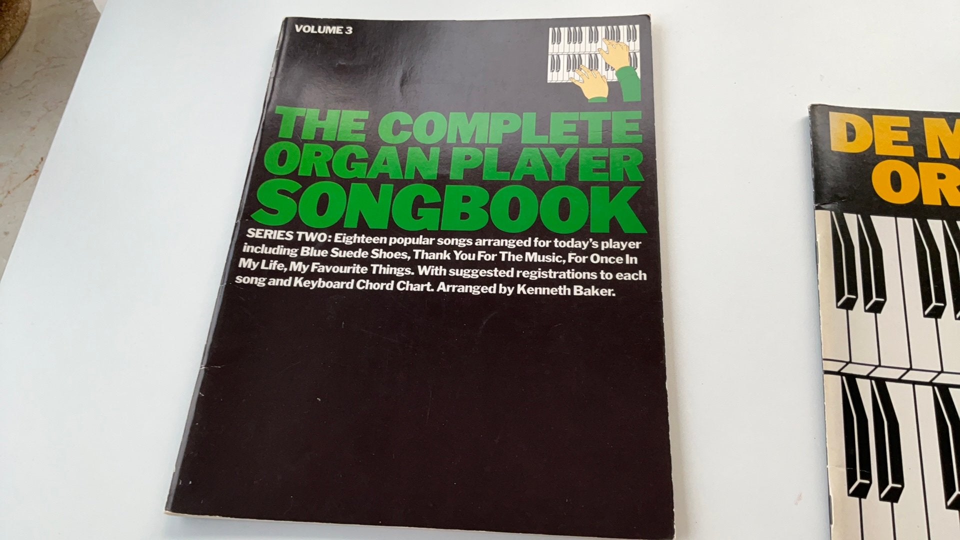 Orgelboek,Kenneth Baker,the complete organ songbook vol. 3, Ophalen of Verzenden, Zo goed als nieuw, Artiest of Componist, Populair