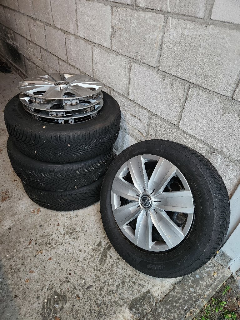 205 60 16 Winterset Michelin voor VW T-Roc, Ophalen, Gebruikt, 16 inch, Banden en Velgen