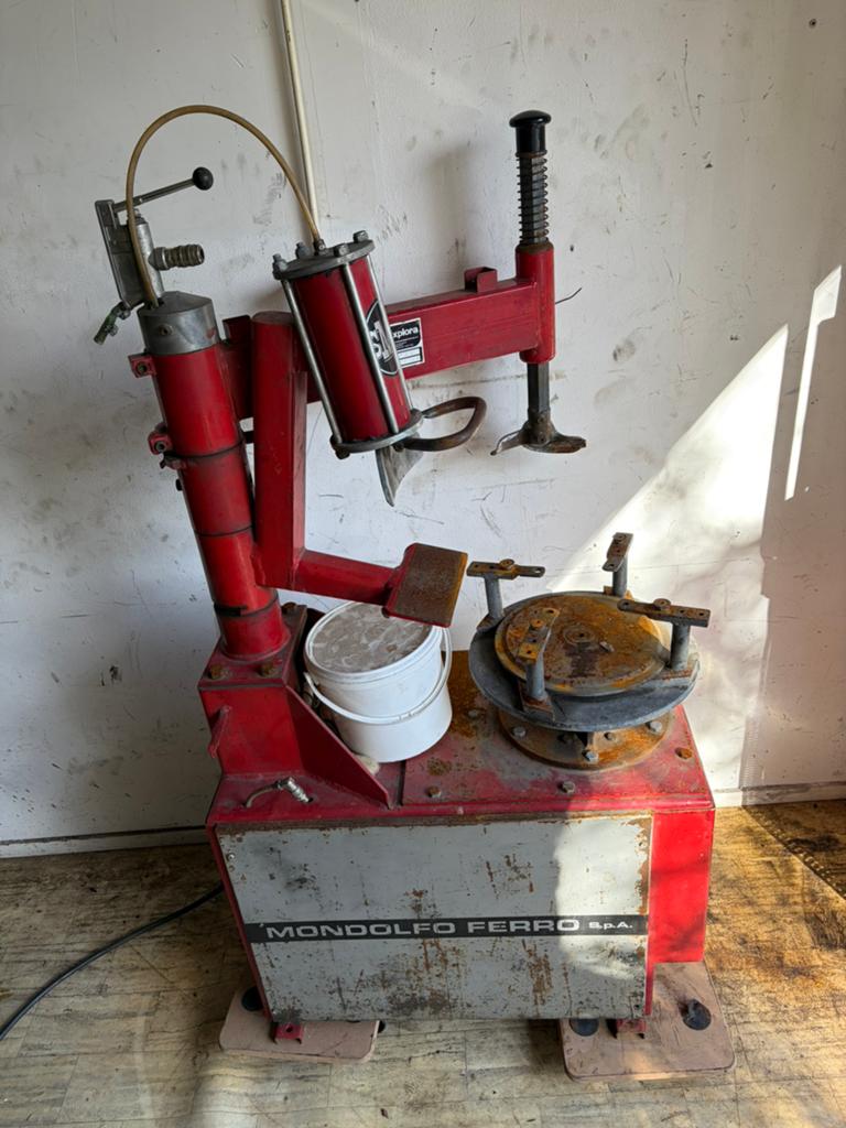 banden apparaat mondolfo ferro, Motoren, Tuning en Styling, Ophalen