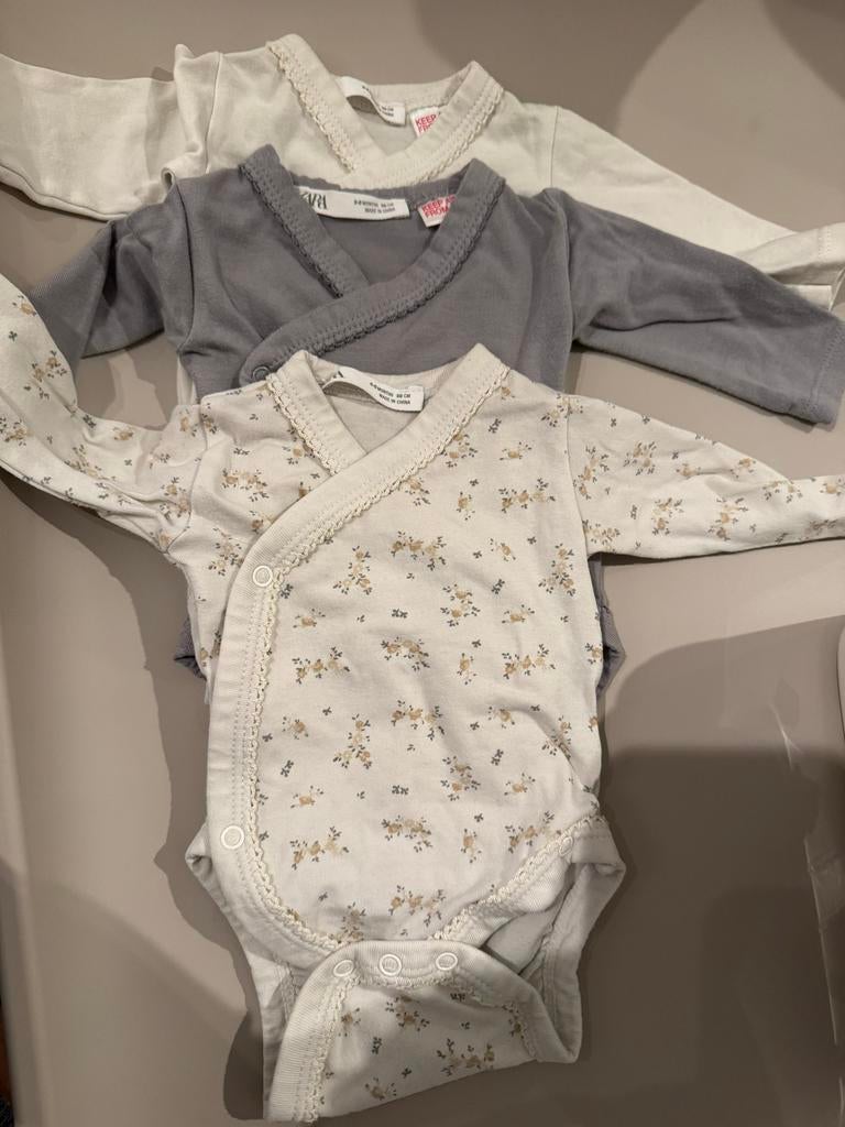 Zara Baby Rompers Maat 50 - Set van 3, Kinderen en Baby's, Babykleding | Maat 50, Ophalen of Verzenden, Gebruikt, Jongetje of Meisje