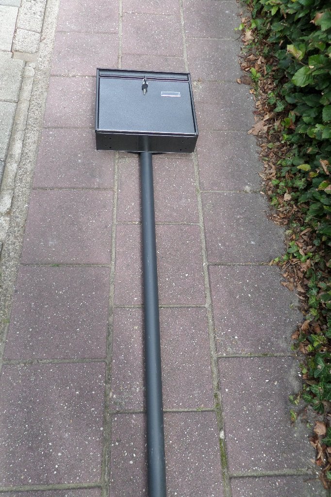 Brievenbus Burg-Wächter Castello 440E met paal, Ophalen, Nieuw, Staal, Wandbrievenbus