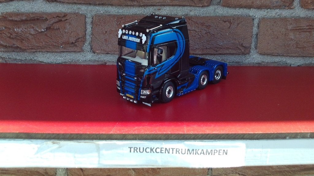 WSI  Scania  R  Highline  van  Lars  Justesen., Ophalen of Verzenden, Nieuw, Bus of Vrachtwagen, Wsi