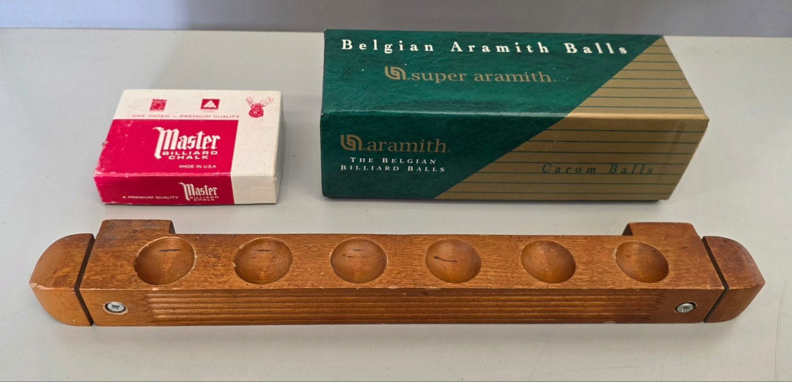 Biljartaccessoires: Aramith ballen, krijt en keurek, Ophalen of Verzenden, Gebruikt, Keu of Ballen