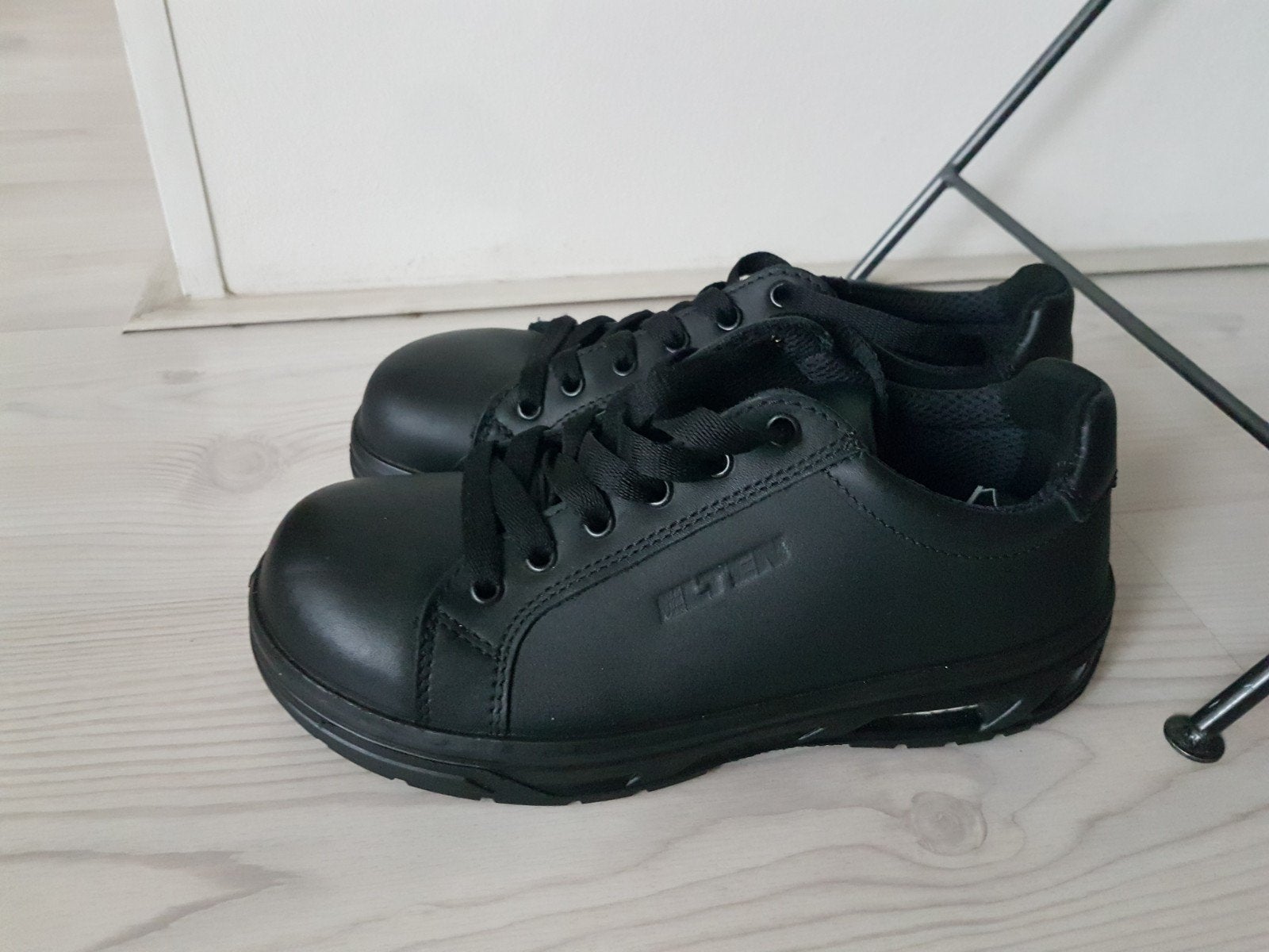 Elten dames veiligheidsschoenen in size 38, Ophalen of Verzenden, Nieuw, Zwart, Werkschoenen