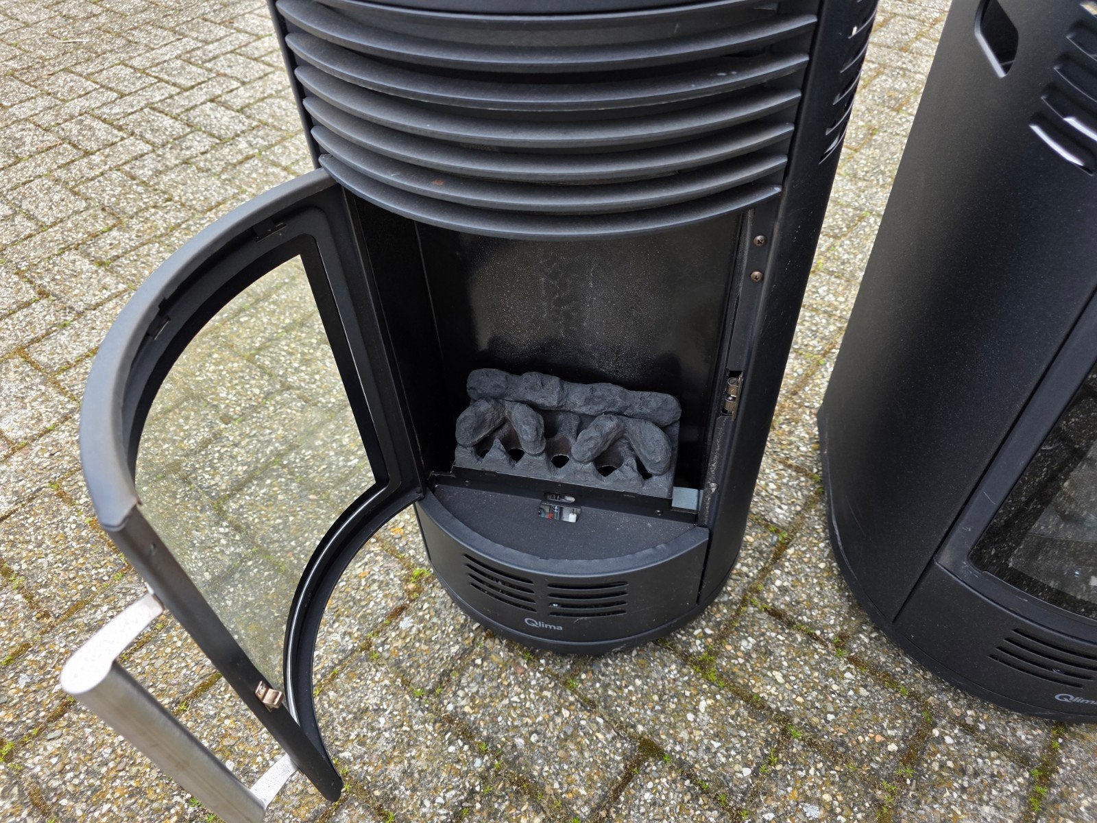 Te koop 2 qlima gaskachels, Ophalen, Zo goed als nieuw, Overige brandstoffen, Petroleumkachel