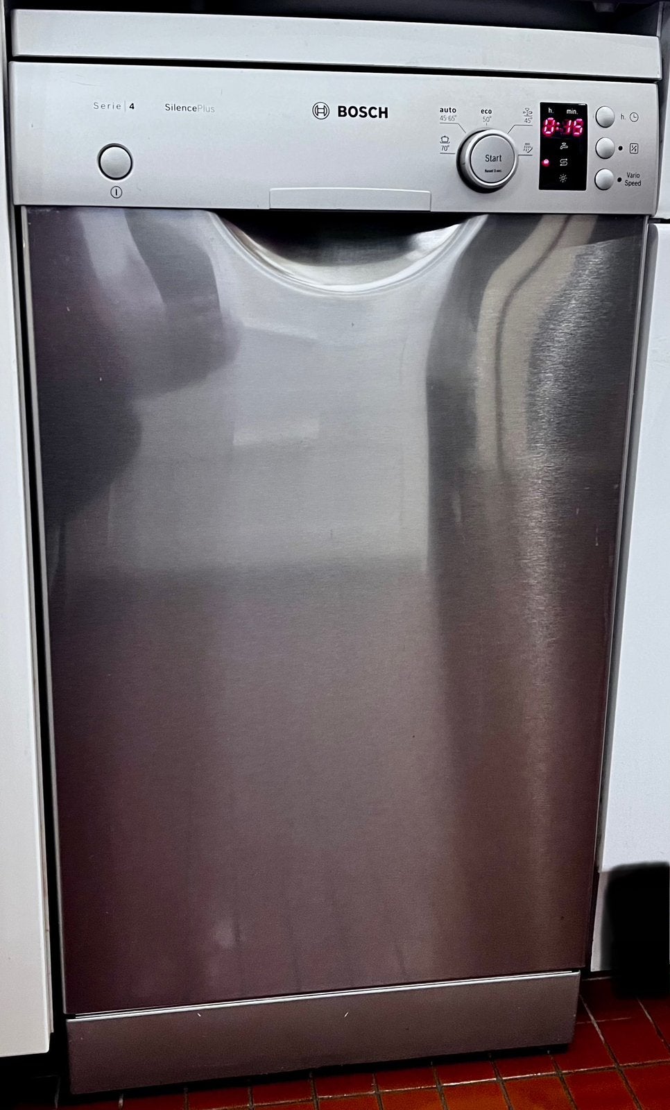 BOSCH Vaatwasser 45x85x diepte 60cm , weinig gebruikt ZGAN, Ophalen, Minder dan 10 liter, Zo goed als nieuw, Energieklasse A of zuiniger