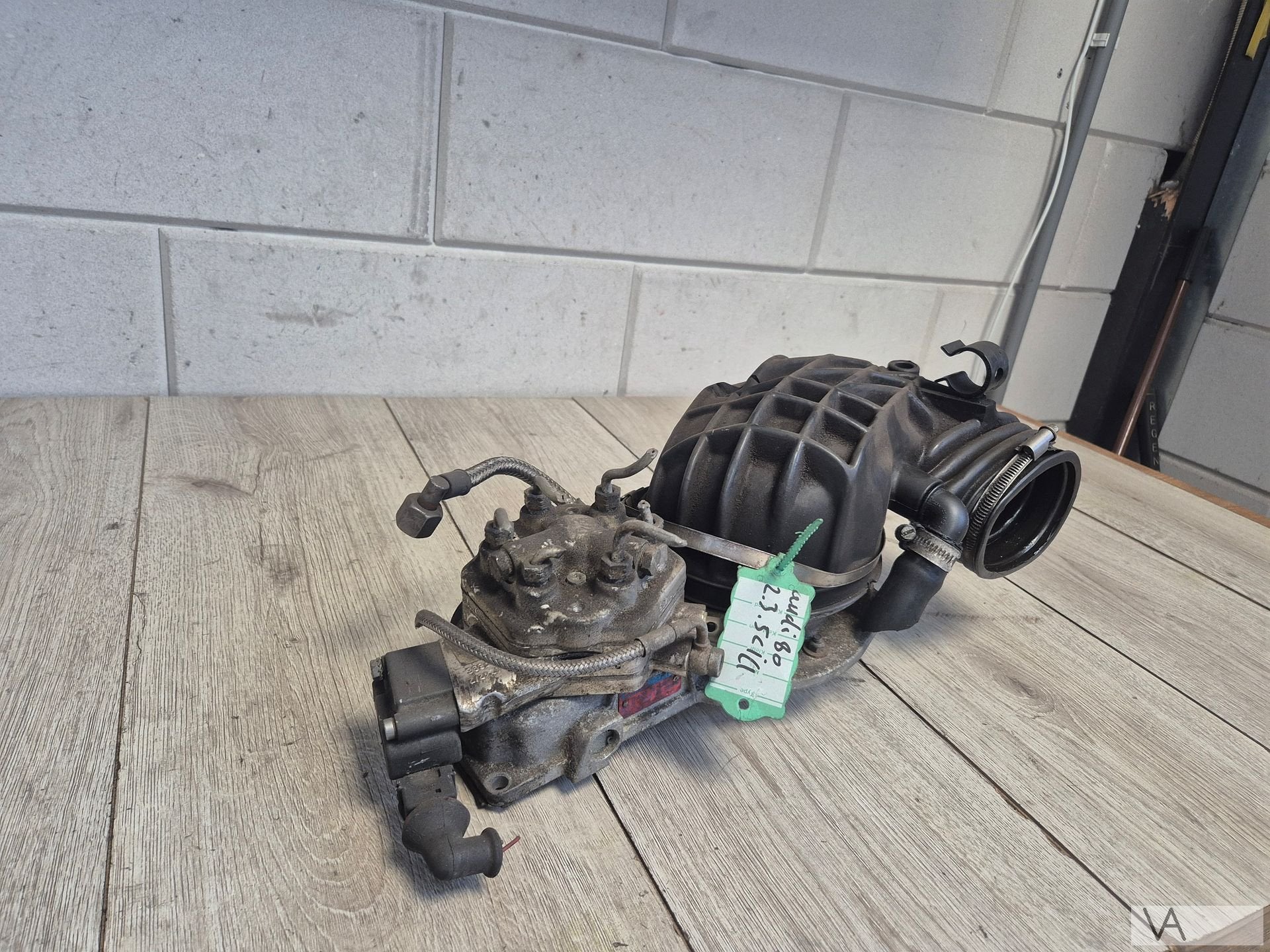 Injectie spinnenkop K-jetronic 054133353a audi 80 / 100 2.3, Gebruikt, -, -, -