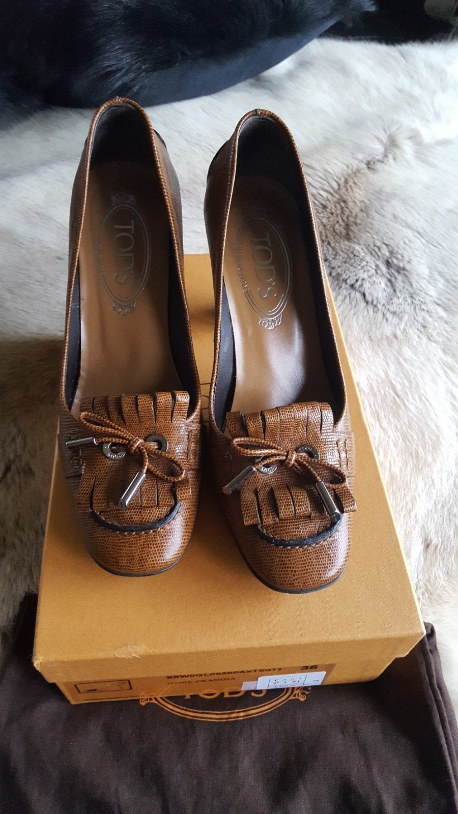 Tod's bruine schoenen maat 36, Bruin, Verzenden, Zo goed als nieuw, Schoenen met hoge hakken