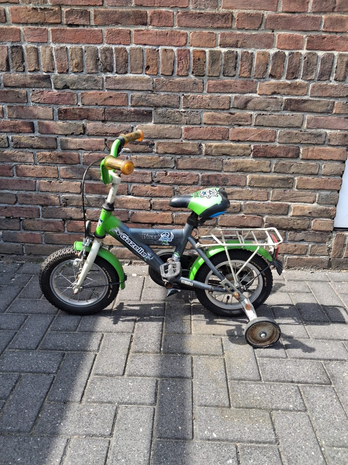 Kinder fietsje., Ophalen, Zijwieltjes, Velgrem, Gazelle