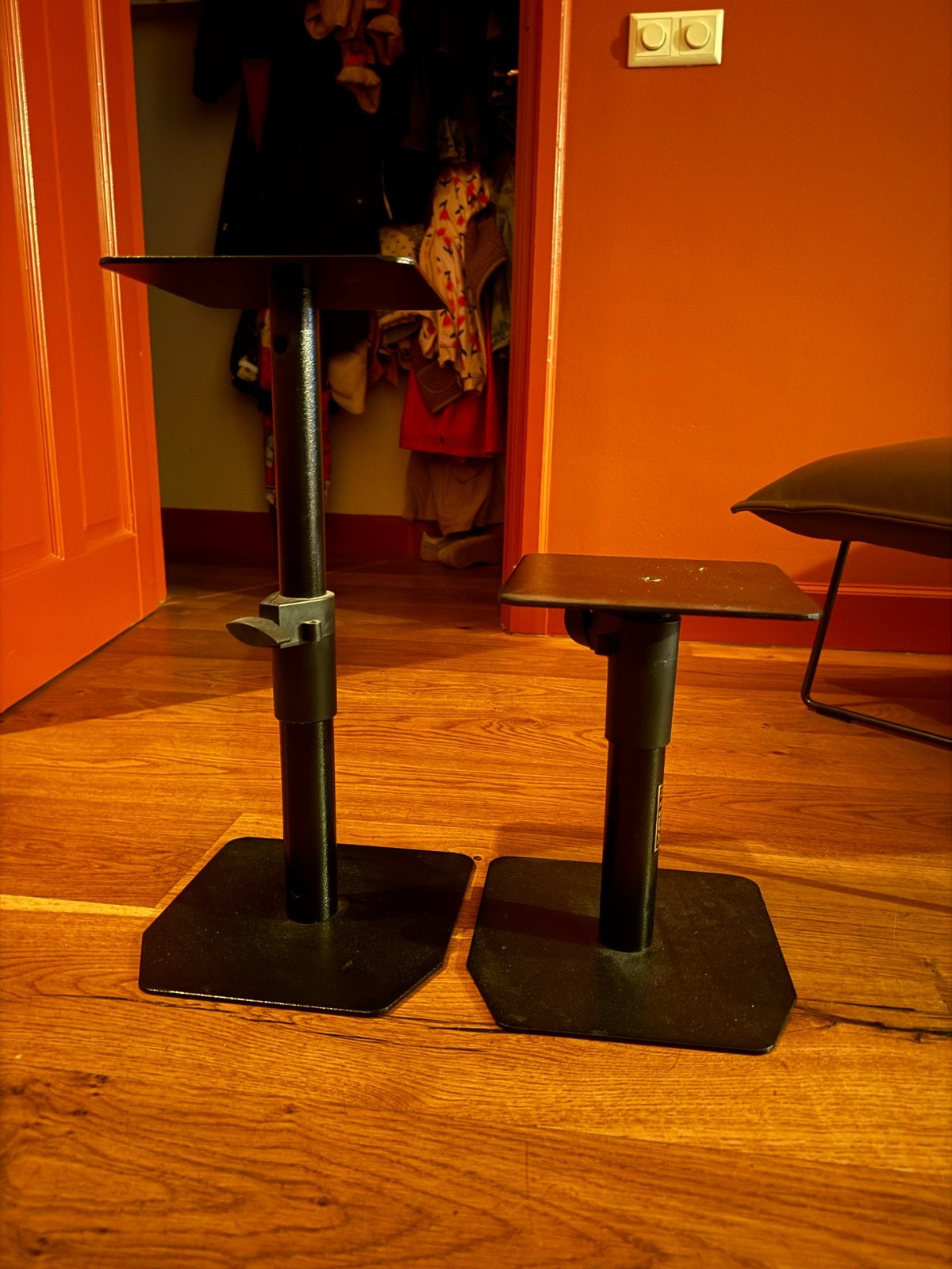 Innox Monitor Stands - Verstelbaar en Stevig, Ophalen, Gebruikt, Instrumentstandaard, Speaker