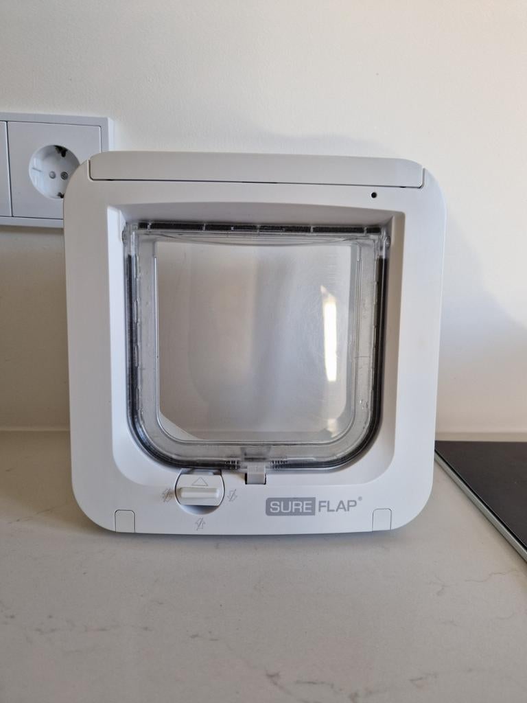 Kattenluik Sureflap, Dieren en Toebehoren, Katten-accessoires, Ophalen of Verzenden, Gebruikt