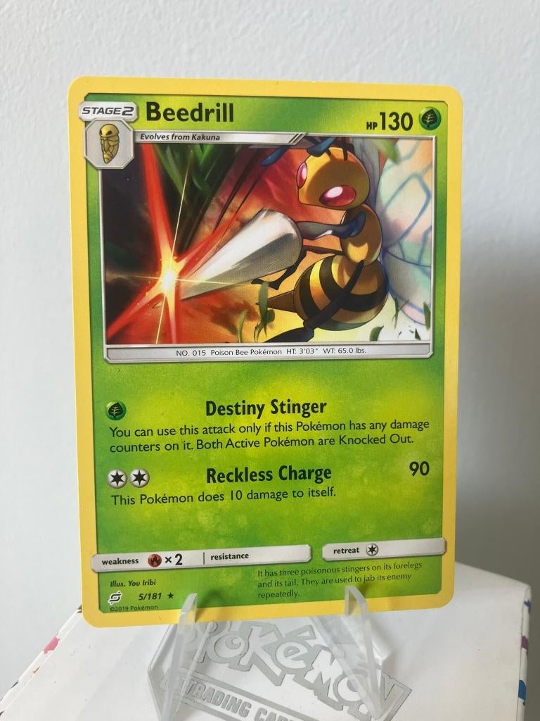 Beedrill 5/181 - Team Up, Ophalen of Verzenden, Zo goed als nieuw, Losse kaart