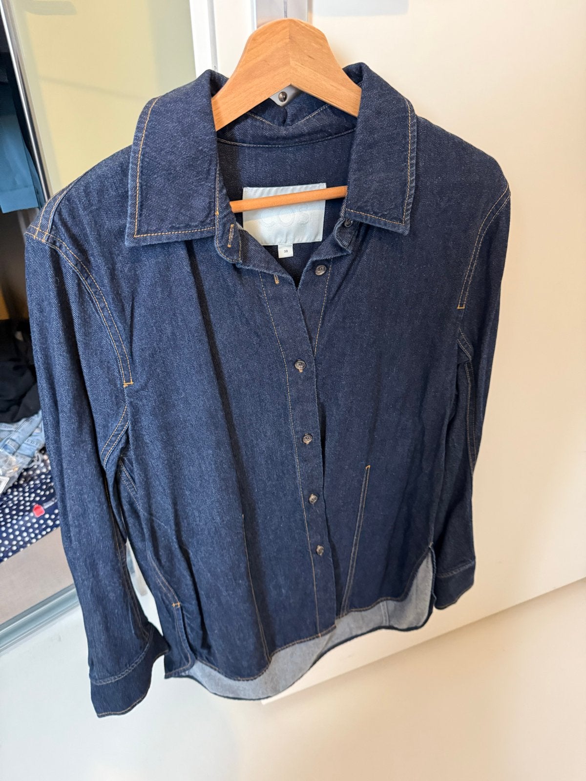 COS spijkerblouse maat 38 (M), Verzenden, Zo goed als nieuw, Maat 38/40 (M), Blauw