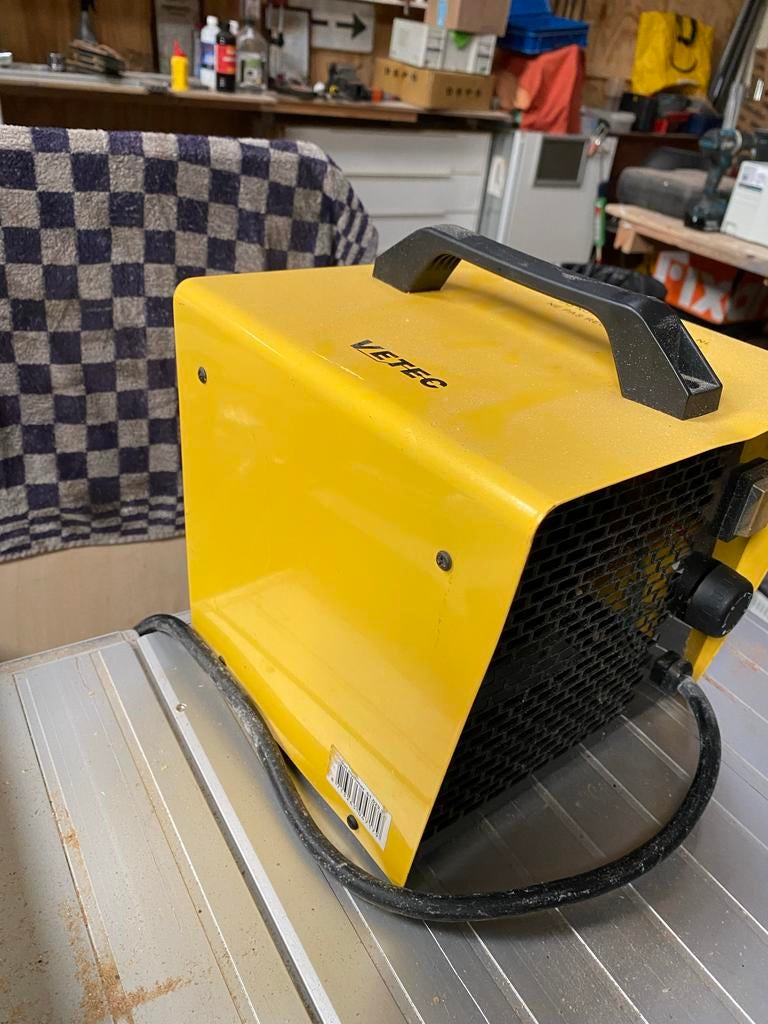 Elektrische keramische kachel - 2 standen - 3000 Watt, Ophalen of Verzenden, Gebruikt, Vrijstaand, Overige soorten