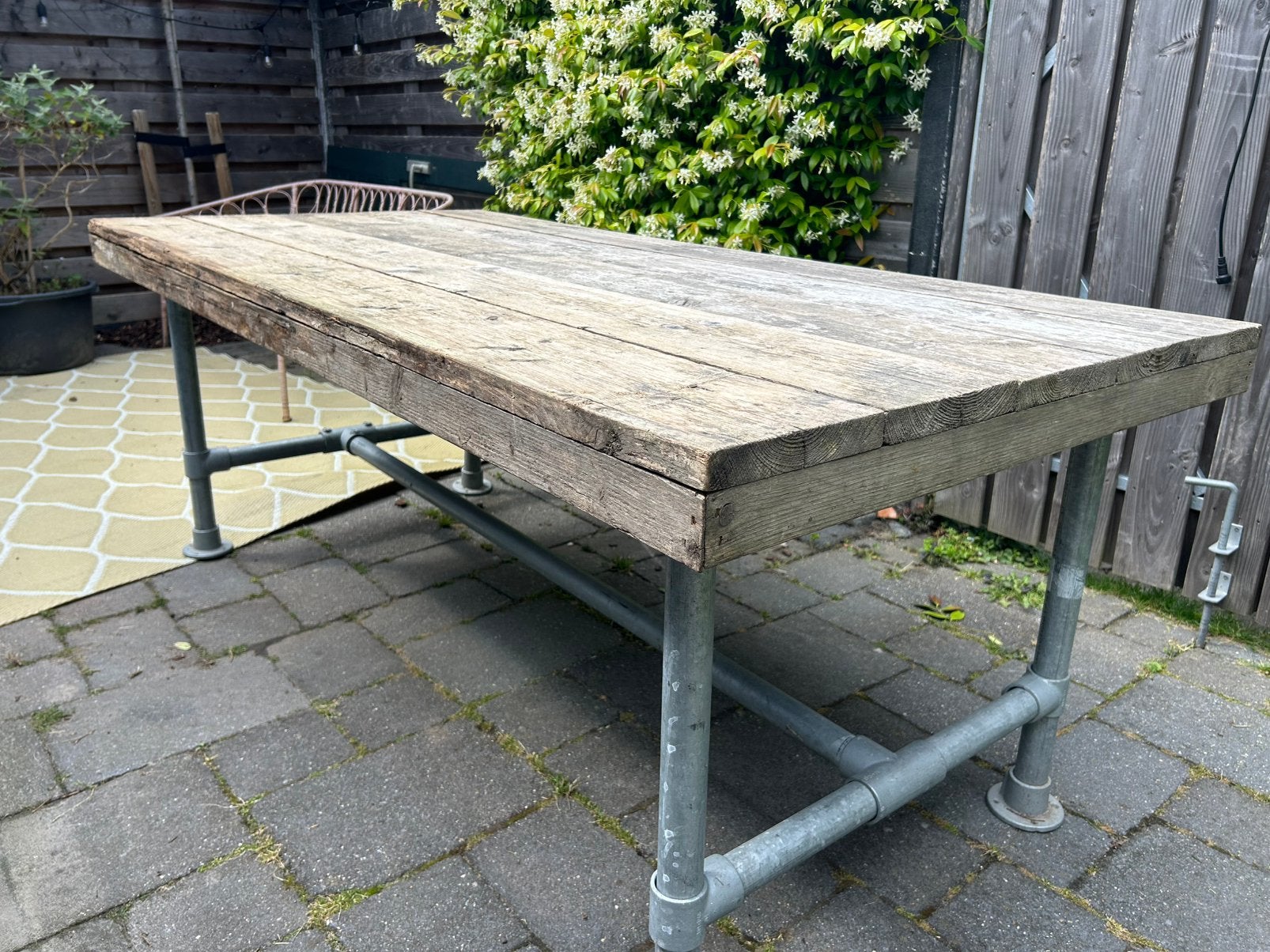 Steigerhouten buitentafel 200 x 98 cm – robuust en sfeervol, Ophalen, Gebruikt, Rechthoekig, Hout