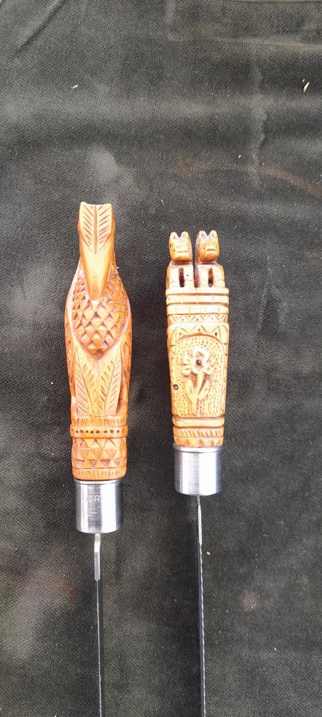2 x volkskunst messen paeremes en Pelikaan?, Antiek en Kunst, Ophalen of Verzenden