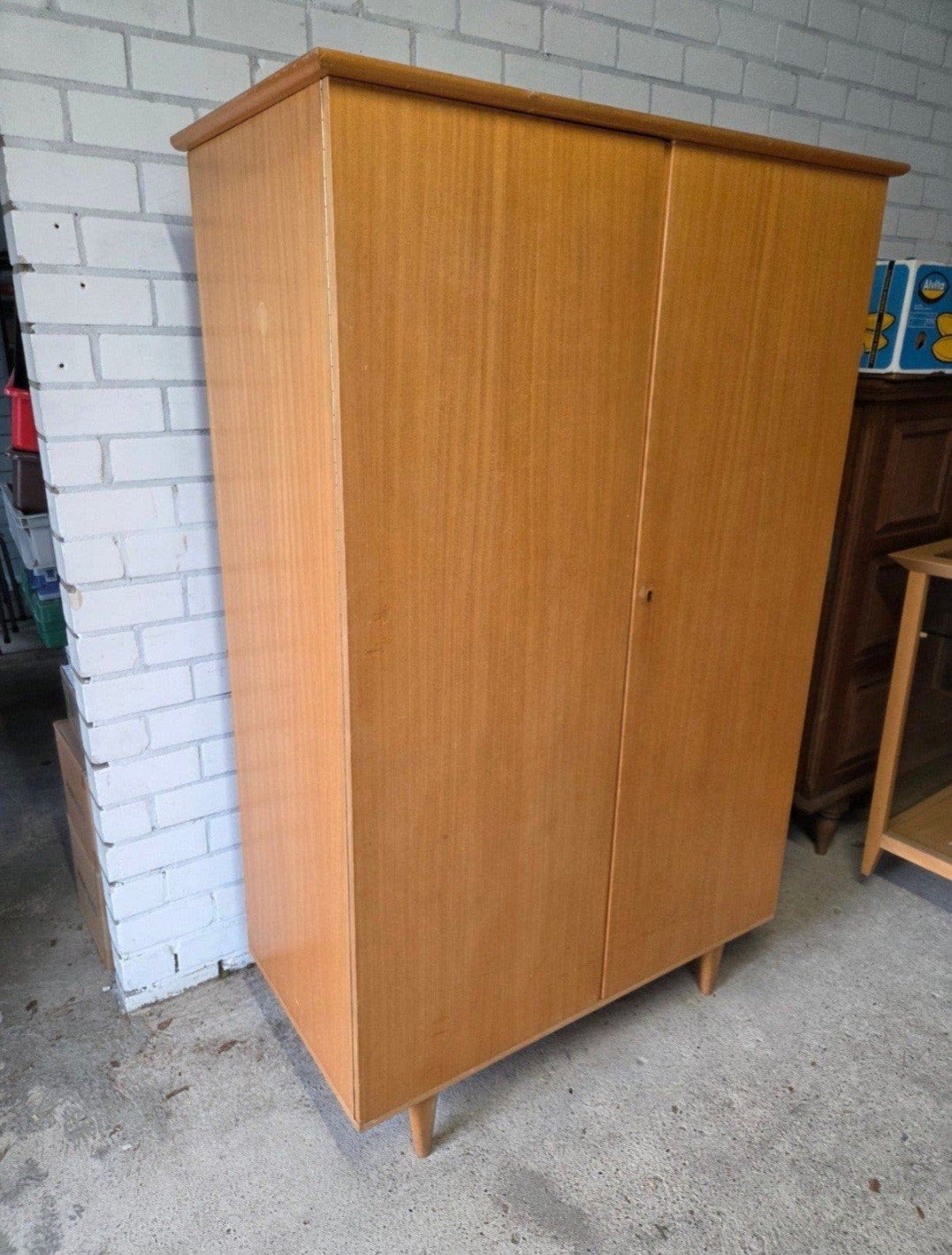Vintage kledingkast jaren 60-70, Huis en Inrichting, Gebruikt, 100 tot 150 cm, Ophalen of Verzenden, 150 tot 200 cm