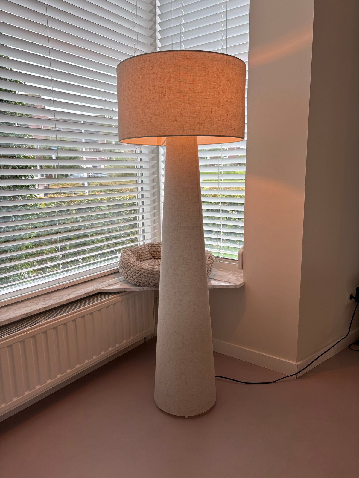 Pandia vloerlamp Kwantum - Japandi stijl, Huis en Inrichting, Ophalen, Zo goed als nieuw, Textiel