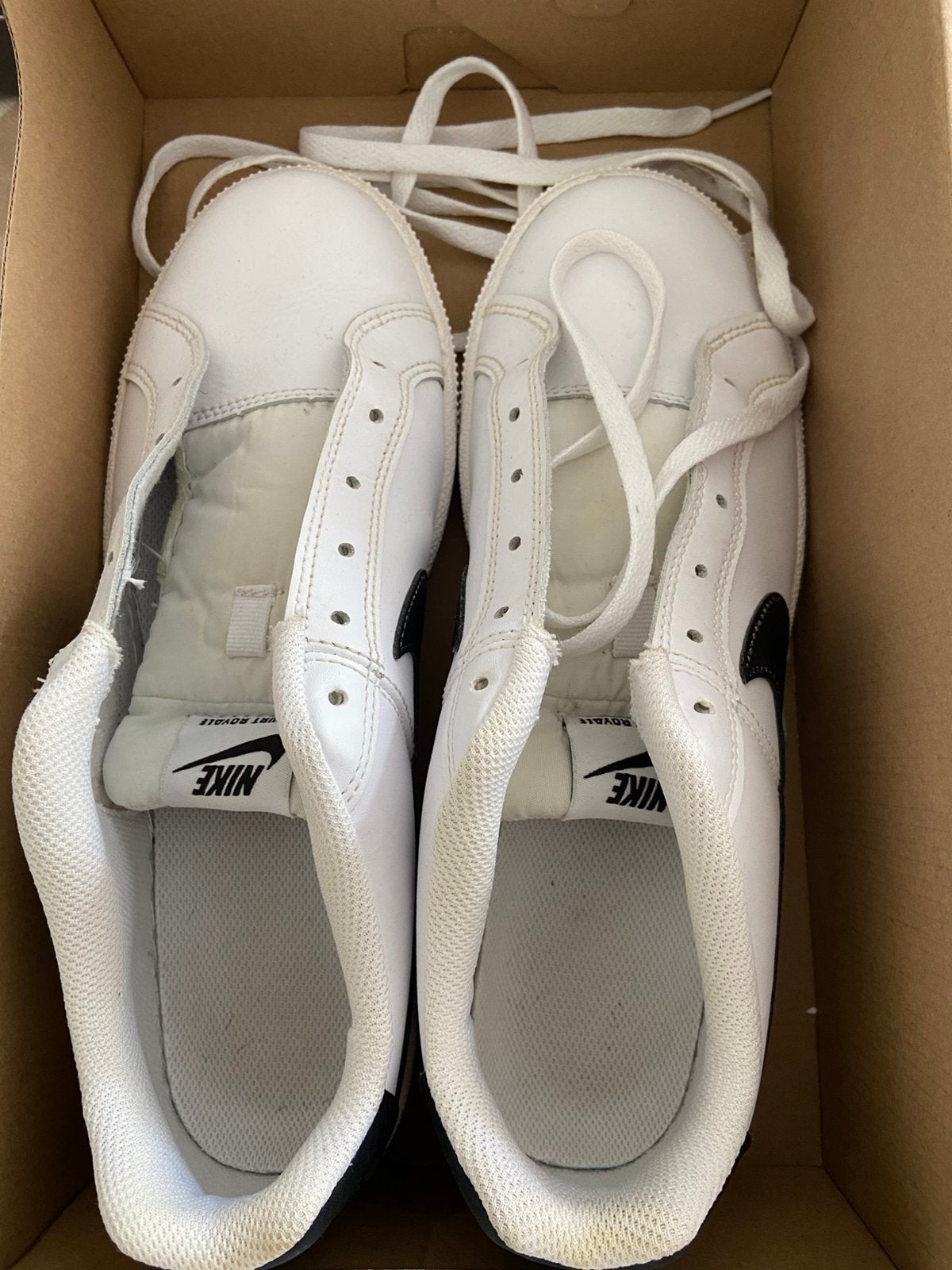Nike Court Royale New, Ophalen of Verzenden, Zo goed als nieuw, Wit
