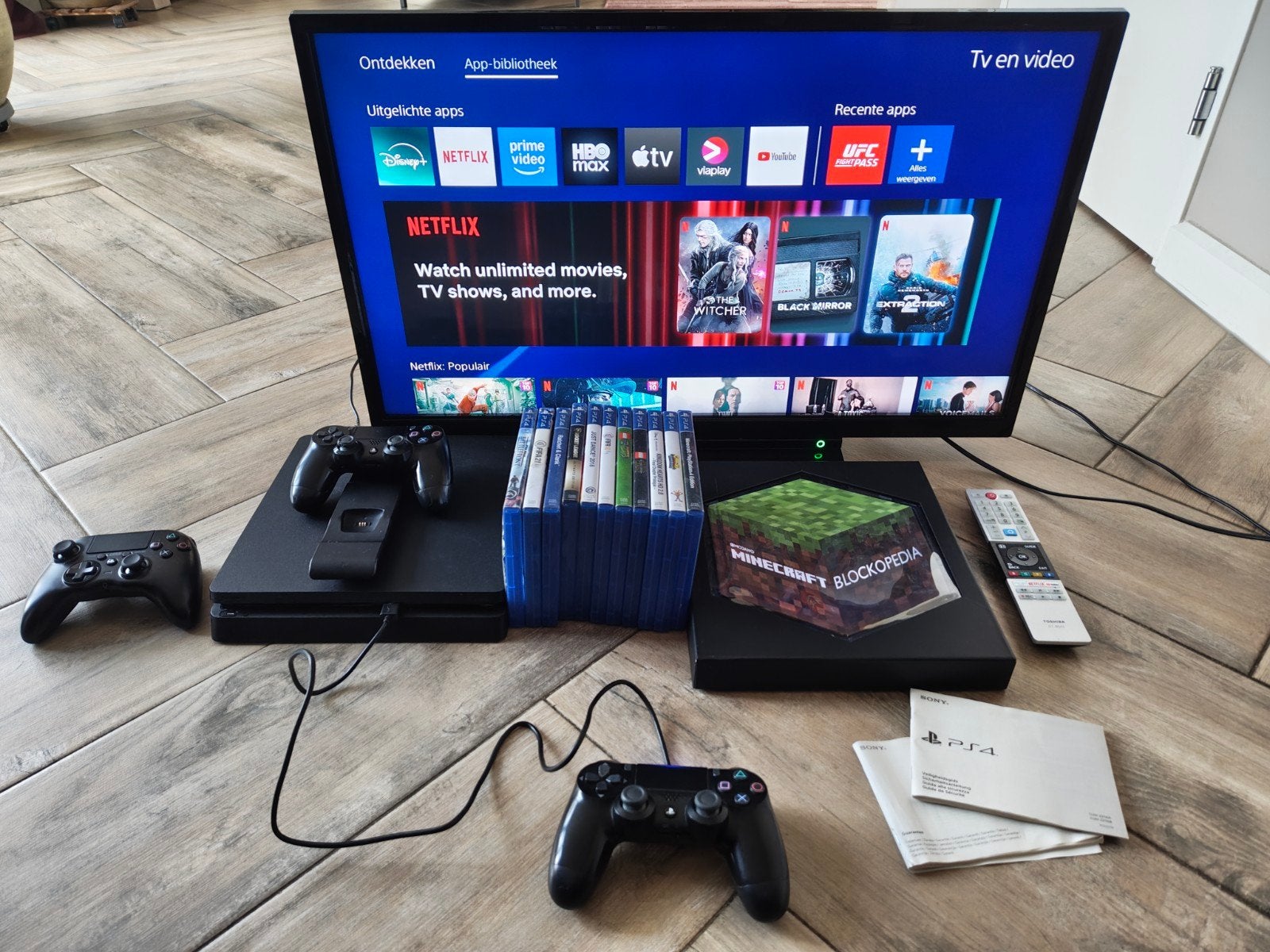 PlayStation 4 Slim 500GB/3 controllers/11 games/smart TV, Ophalen of Verzenden, Zo goed als nieuw, Met 3 controllers of meer, Slim