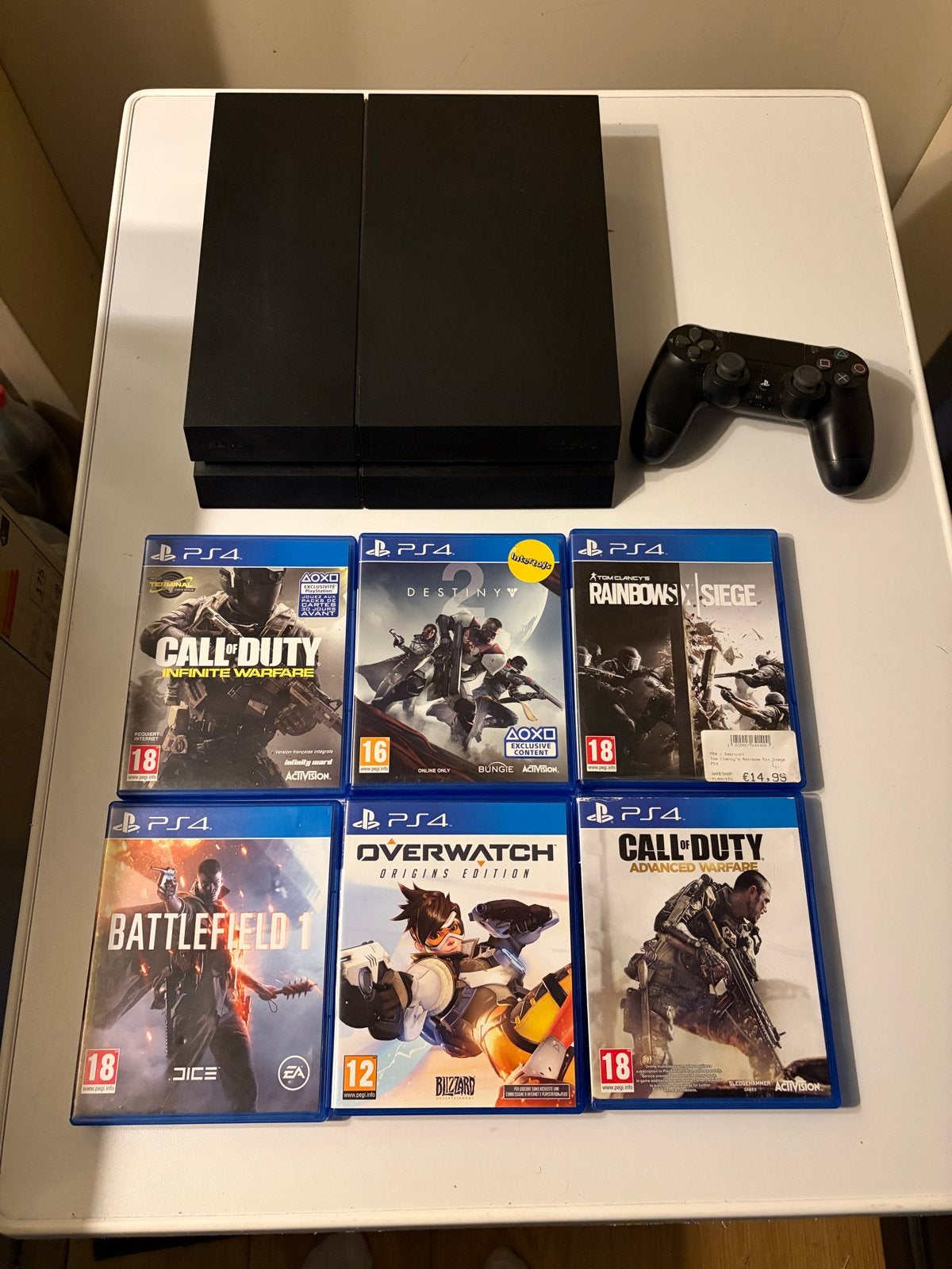 PS4 met controller en 6 games, Spelcomputers en Games, Ophalen of Verzenden, Zo goed als nieuw, Met 1 controller, Original
