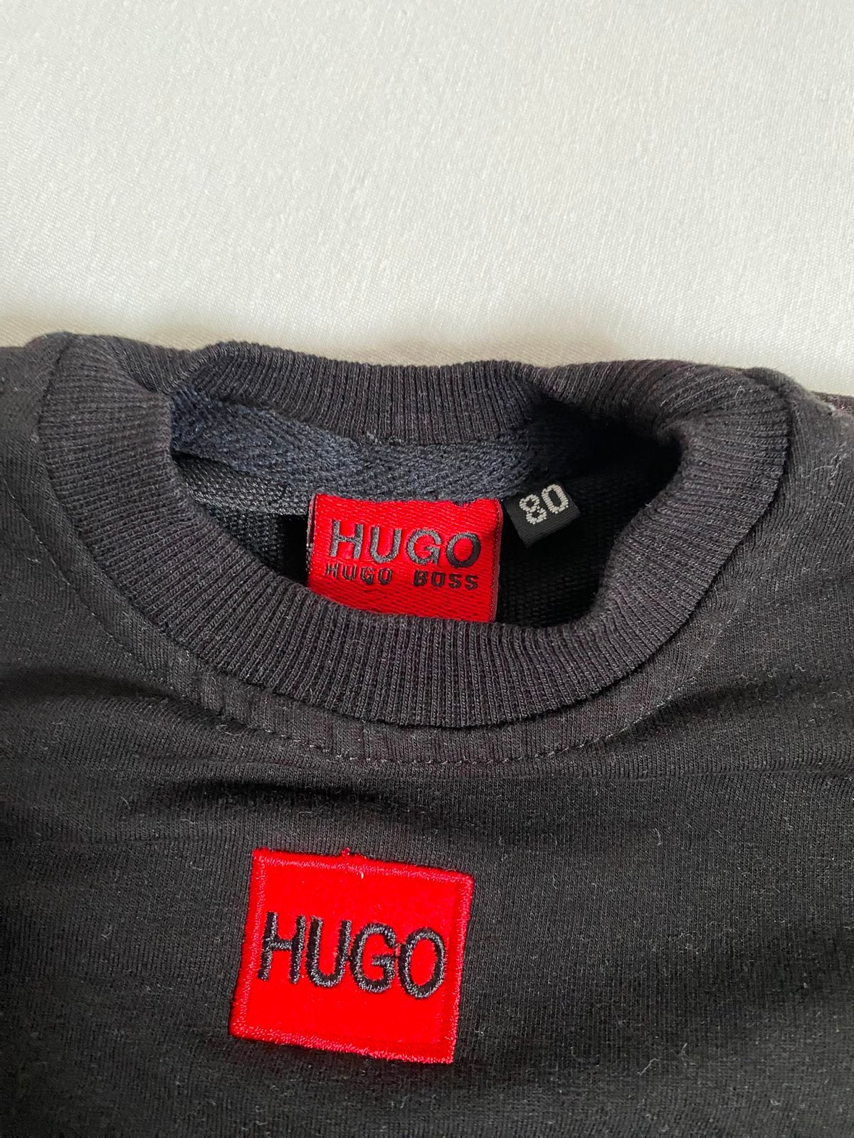 Hugo Boss pakje - Zwart met rood logo, Ophalen of Verzenden, Zo goed als nieuw, Jongetje of Meisje