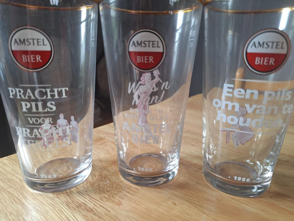 6 Amstel vaasjes  " Reclame klassiekers", Ophalen, Zo goed als nieuw, Glas of Glazen, Amstel