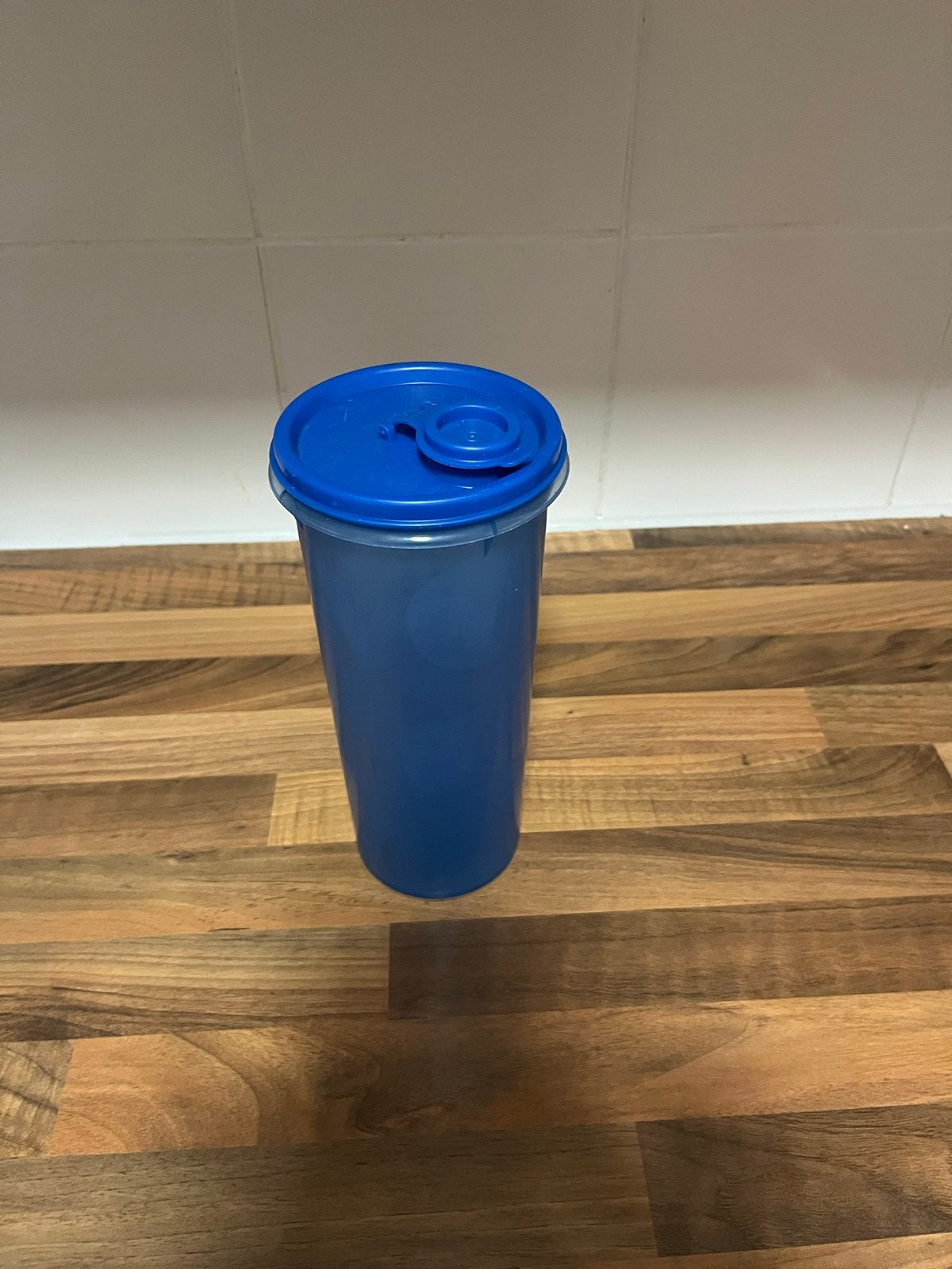 Blauwe Tupperware Drinkfles met Dop, Blauw, Ophalen of Verzenden, Zo goed als nieuw, Drinkfles