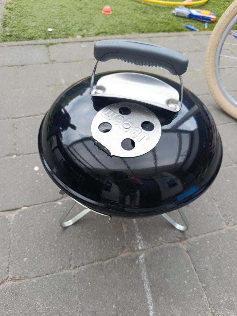 Weber smokey joe, Tuin en Terras, Houtskoolbarbecues, Ophalen, Zo goed als nieuw