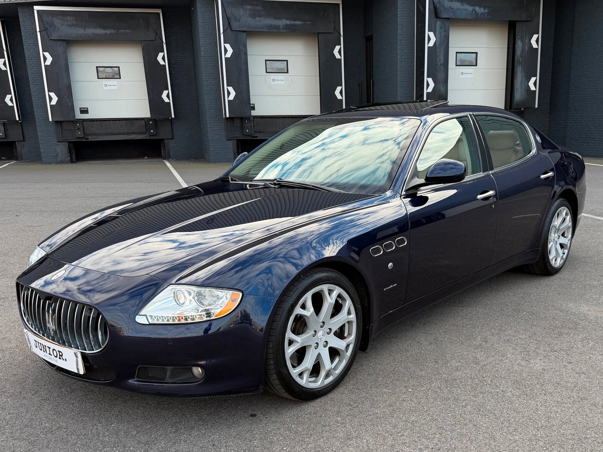 Maserati Quattroporte 4.7 S Executive GT SCHUIFDAK/VOLLEDER/, Auto's, Automaat, Euro 5, Achterwielaandrijving, Blauw