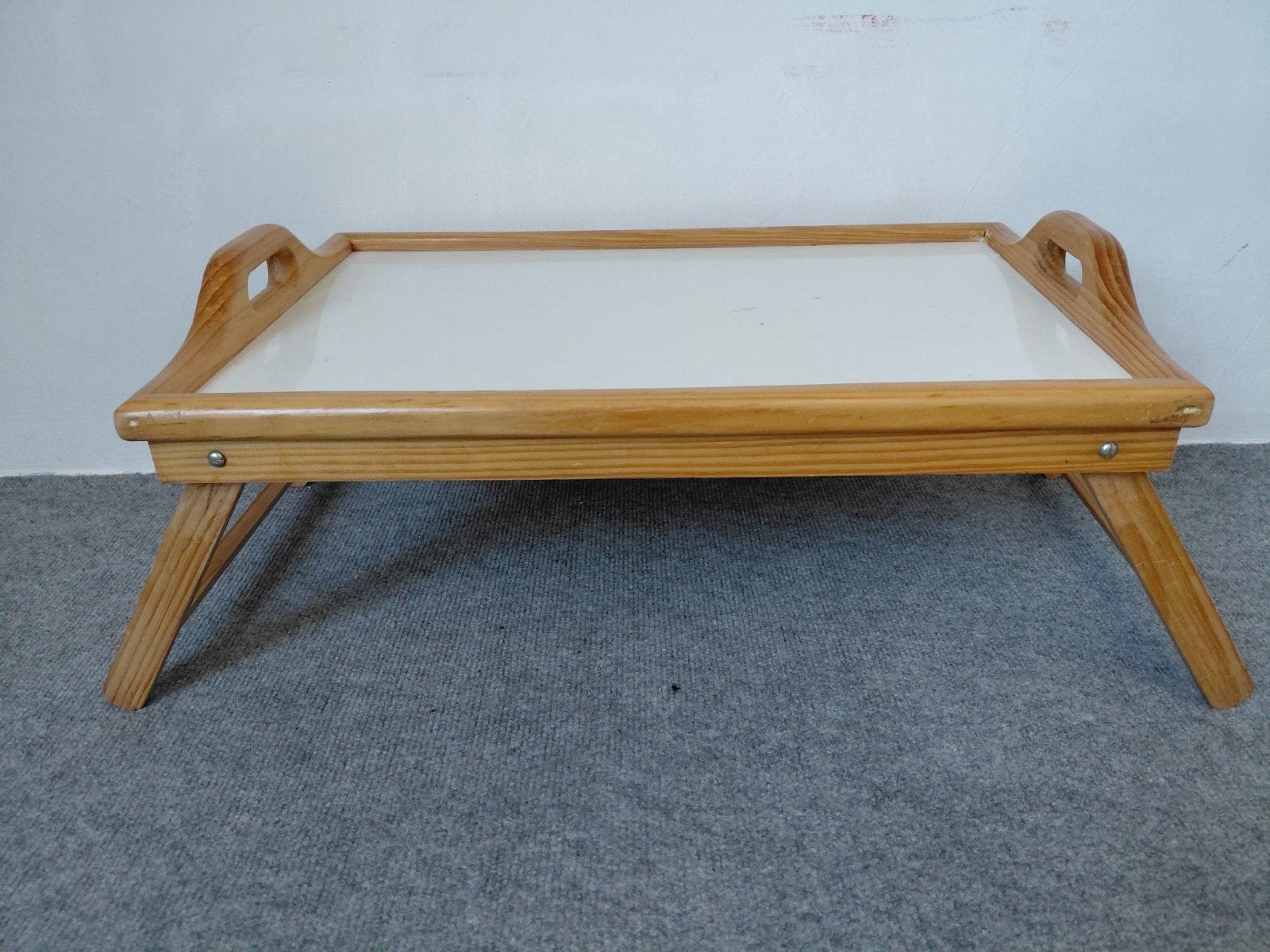 Houten bedtafel met wit blad - Vintage, Ophalen, Gebruikt, Bruin, Vintage