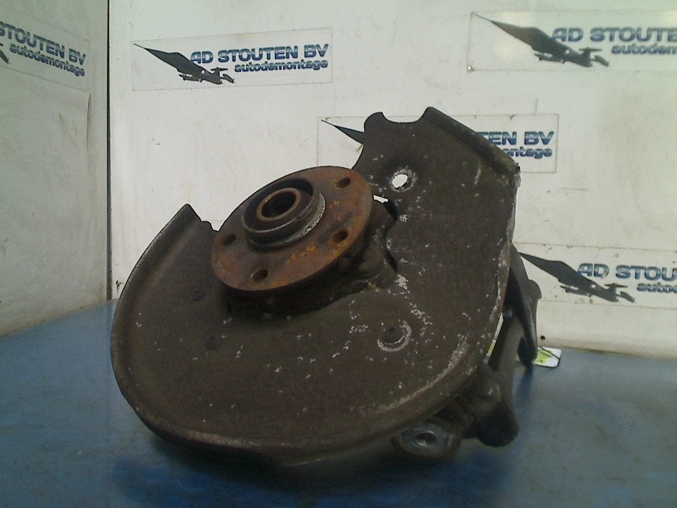 Fusee Rechts Achter Audi S4 Avant (B8) (2008-11/2015-12), Gebruikt, Auto-Union-Straße  1, Ingolstadt 85057, , Duitsland, Info@audi.de