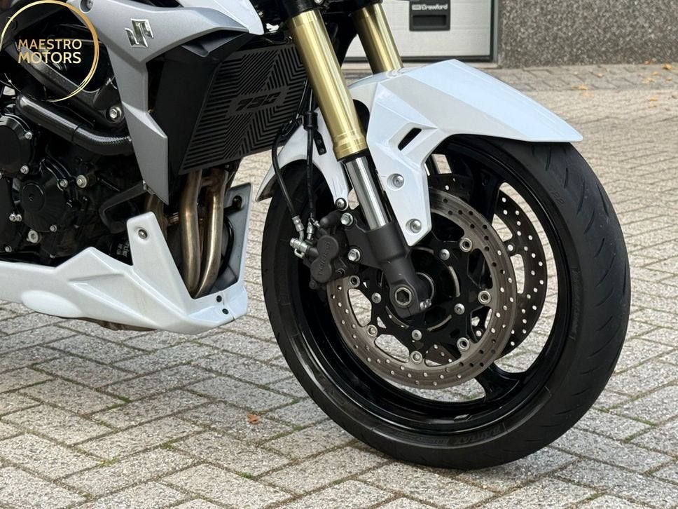 Foto 2 van SUZUKI GSR 750 ABS Origineel NL GROTE Beurt gehad TOPPER !!