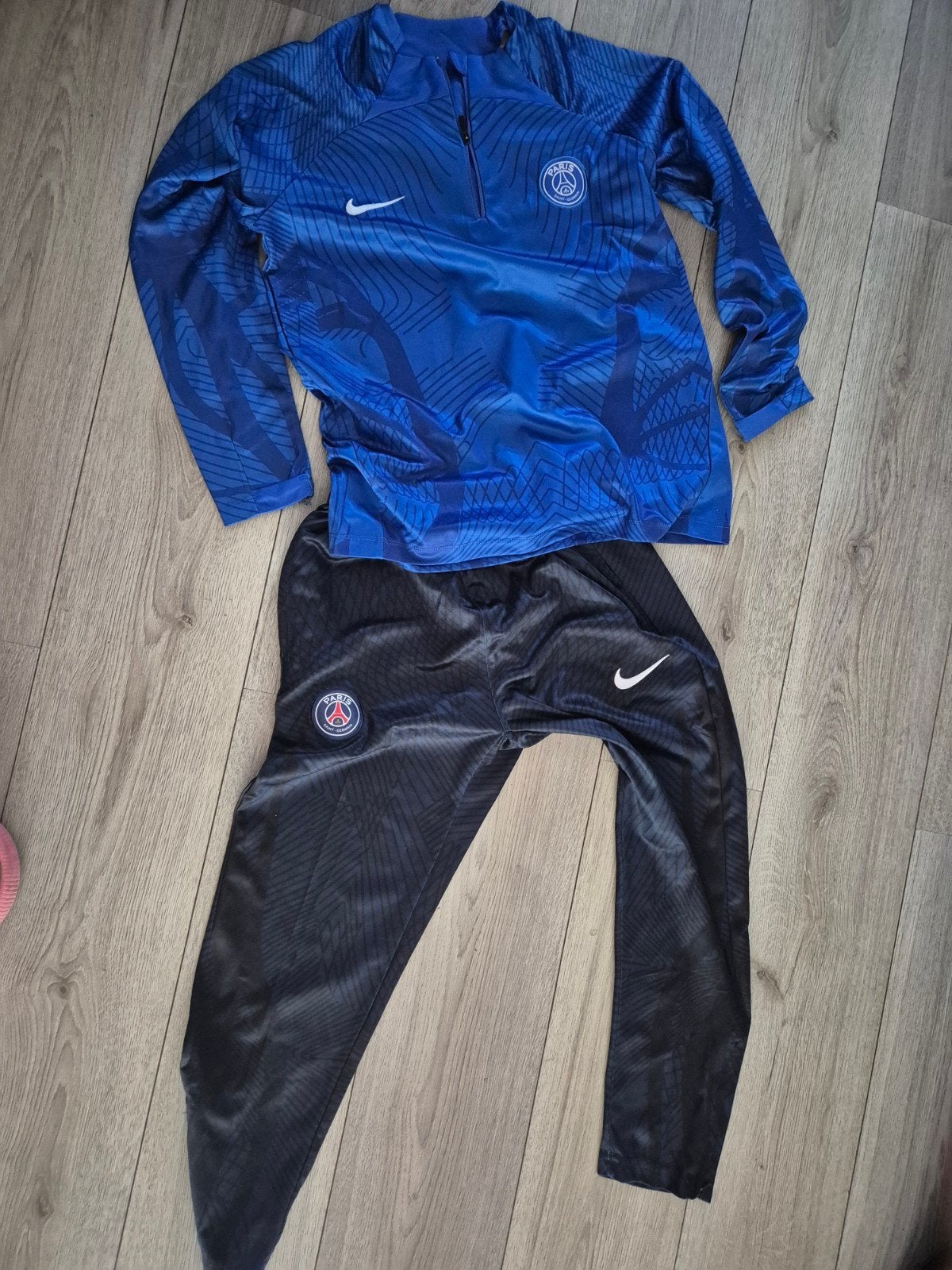 paris saint germain Trainingspak Maat 147-158 cm, Meerkleurig, Real Madrid, Overige maten, Ophalen of Verzenden