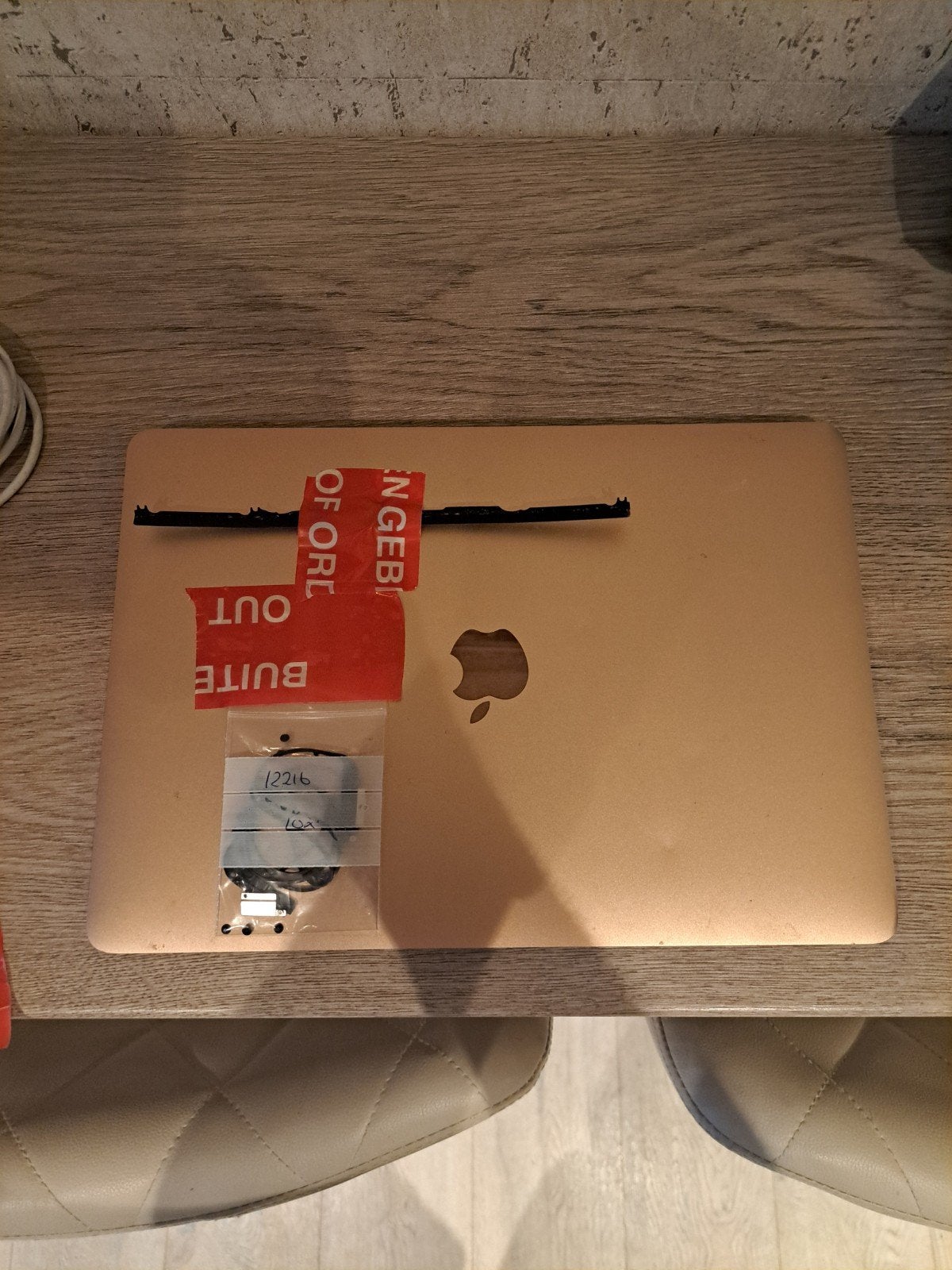 MacBook Air - Defect scherm en toetsenbord, Qwerty, Ophalen of Verzenden, Niet werkend, Onbekend
