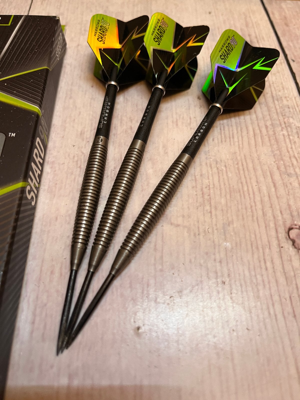 2 sets Darts: Datadart Smooth 23g & Shard 90% 23g, Ophalen of Verzenden, Zo goed als nieuw, Pijlen