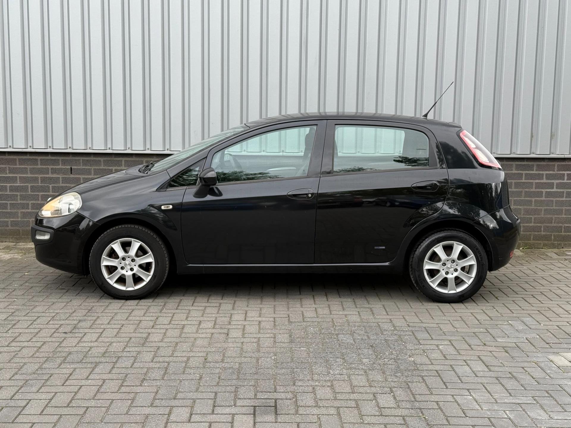 Fiat Punto Evo 1.4 Dynamic |Airco|5 Deurs|, Auto's, Fiat, Voorwielaandrijving, 4 cilinders, 400 kg, Zwart
