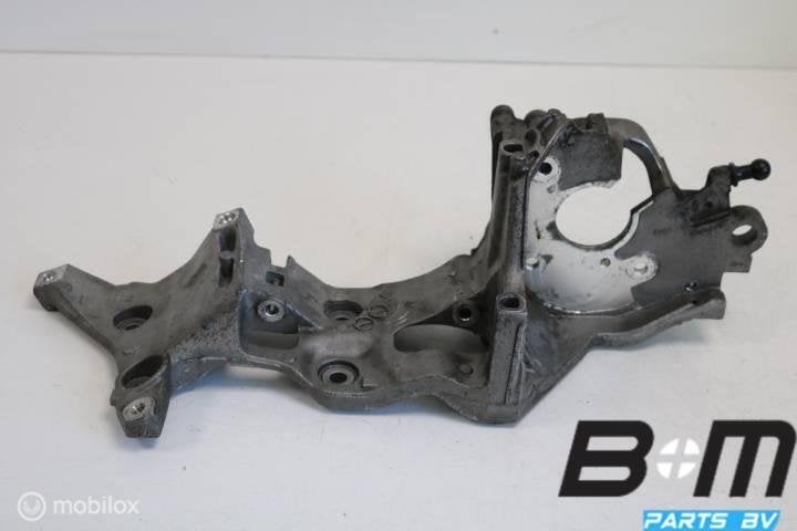 Steun voor dynamo en aircocompressor VW Arteon 04L903143D, Gebruikt