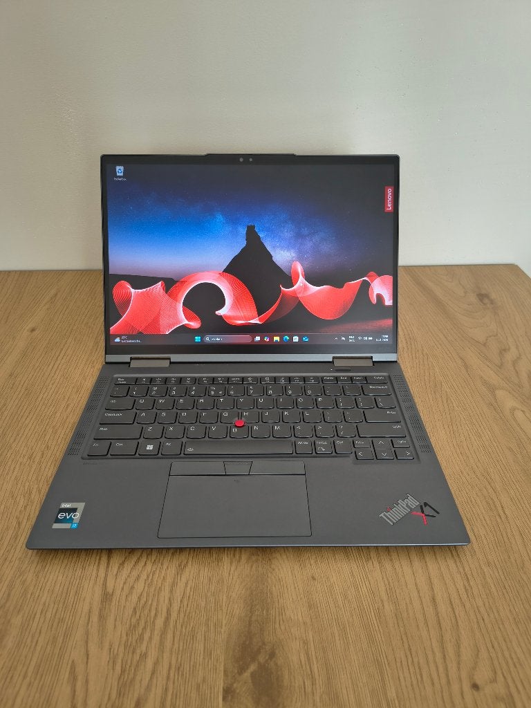 Lenovo ThinkPad X1 Yoga Gen 8, Ophalen, 32 GB, Zo goed als nieuw, SSD