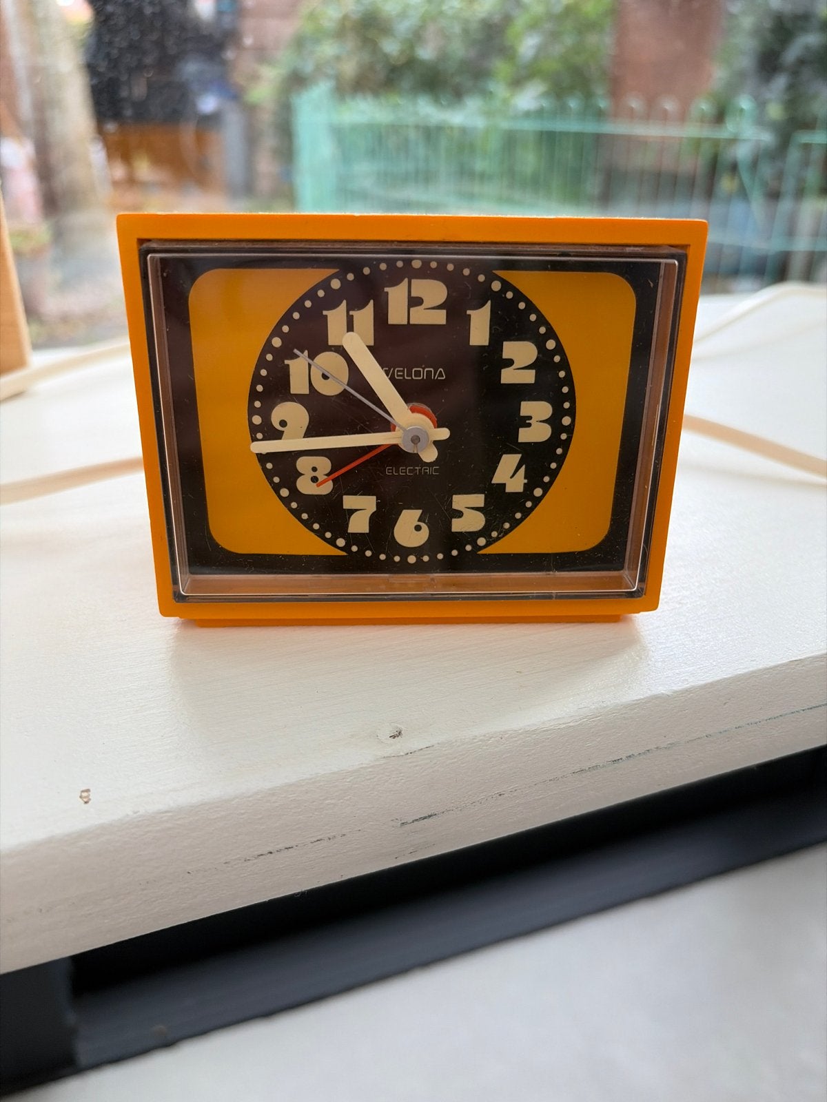 Vintage Velona Elektrische Wekker - Geel/Oranje Retro Design, Ophalen of Verzenden