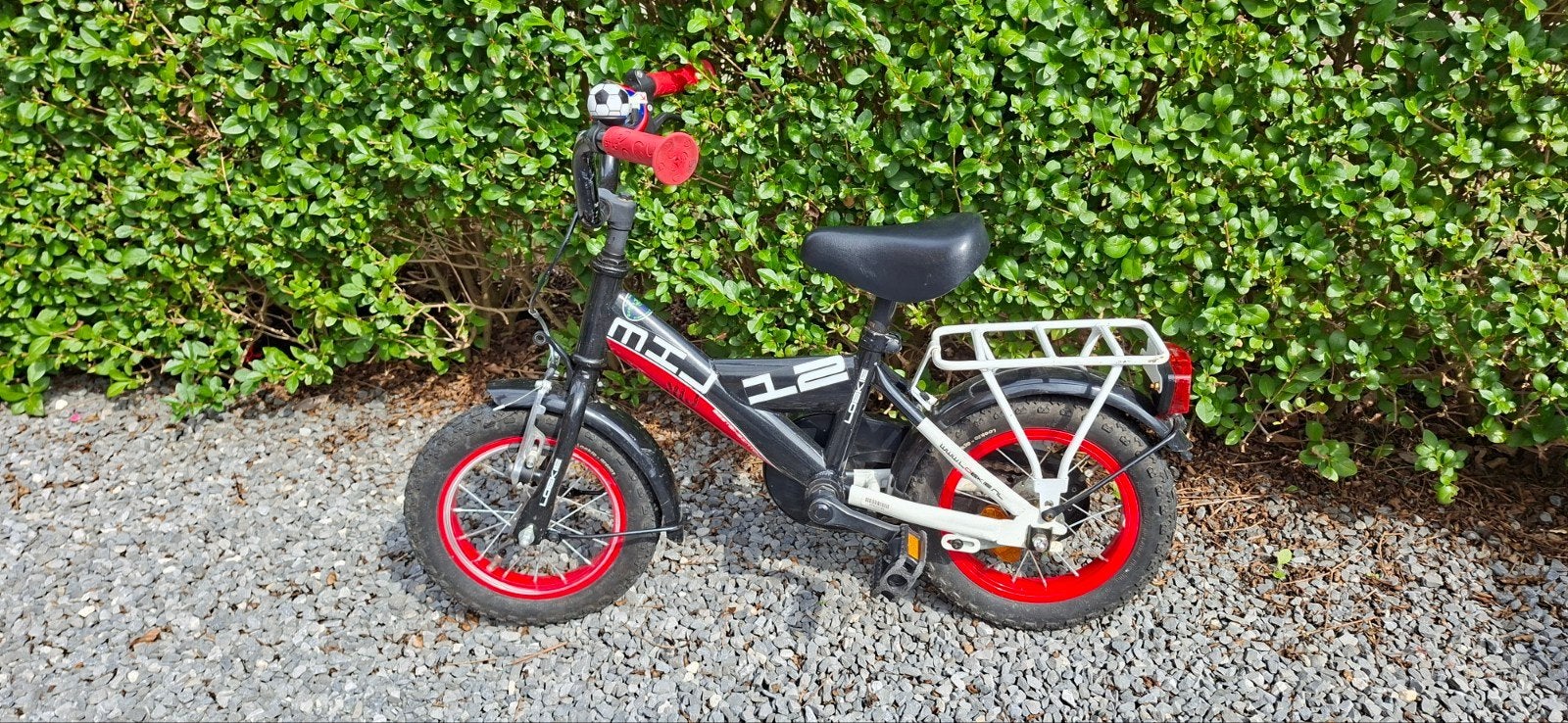 Loekie kinderfiets 12 inch, Fietsen en Brommers, Ophalen, Terugtraprem, Zijwieltjes, Gebruikt