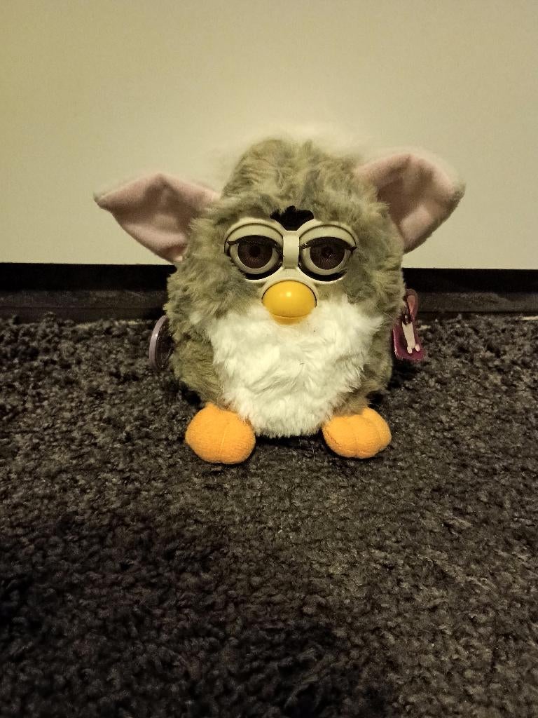 Furby Church Mouse Engels werkend, Verzenden, Zo goed als nieuw