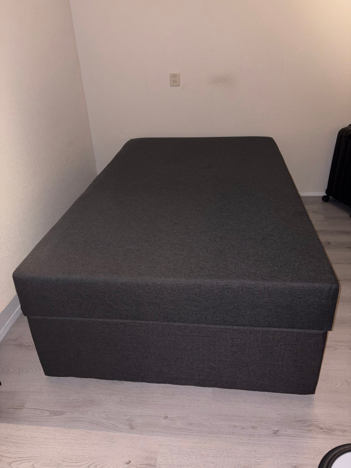 Jysk boxpring met opbergruimte, Huis en Inrichting, Ophalen, Gebruikt, Twijfelaar, 120 cm