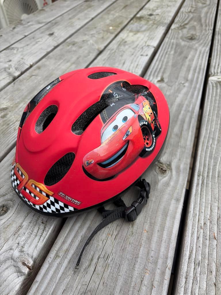 Cars Fietshelm voor Kinderen - Maat 50-56, Lichtgewicht, Fietsen en Brommers, Fietsaccessoires | Fietshelmen, Gebruikt, Jongen of Meisje