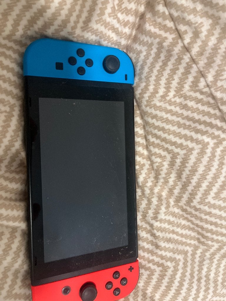 Nintendo switch rode en blauwe controller, 1 speler, Zo goed als nieuw, Vanaf 7 jaar, Ophalen