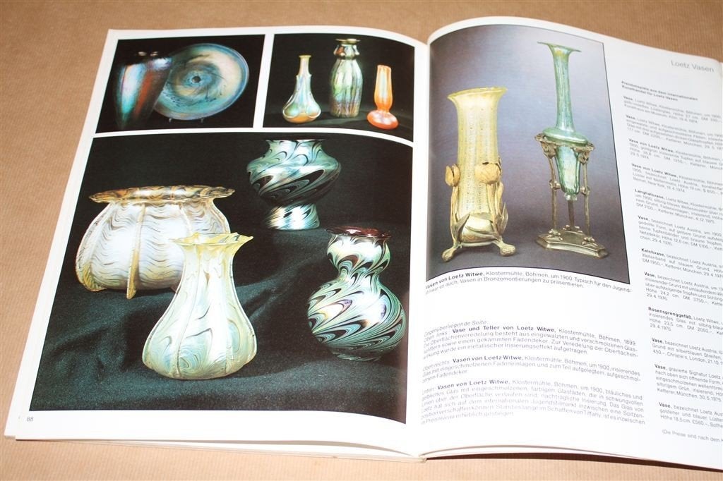 Boek. Antiquitäten, Glas., Antiek en Kunst, Ophalen of Verzenden