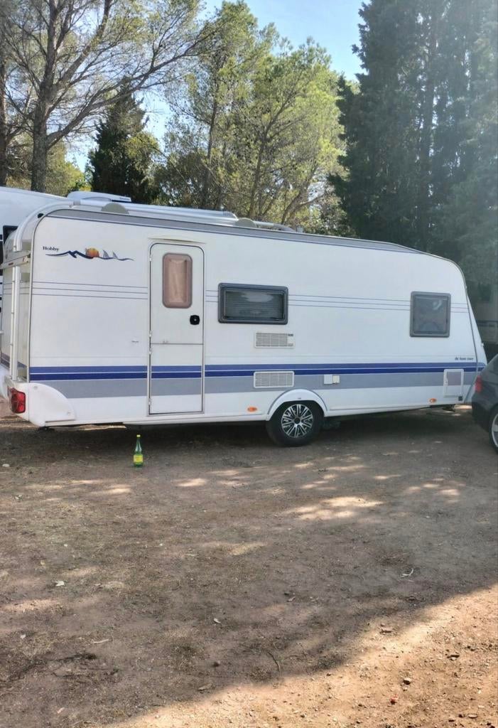 Hobby kmfe 500 caravan, Hobby, Schokbreker, Treinzit, Particulier