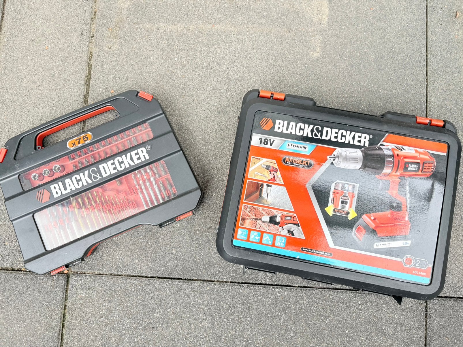 Black and Decker Accu Klopboormachine 18V met boor/bit set, Ophalen of Verzenden, Boormachine